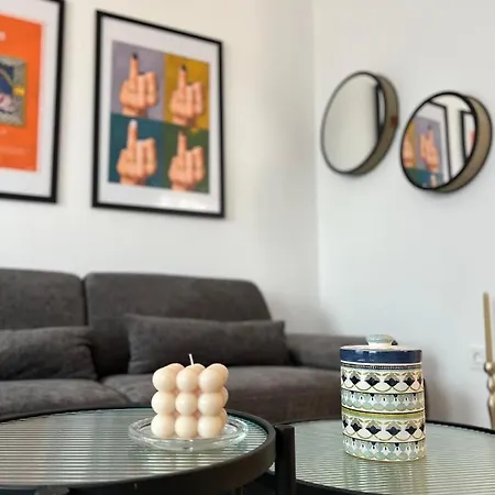 Guest house Cube L 4*