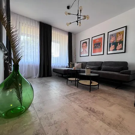 Cube L Guest house 4*