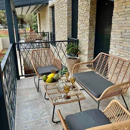 Guest house Cube L 4*