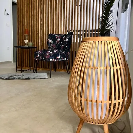 Cube L Guest house 4*