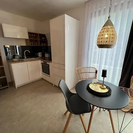 Cube L Affittacamere