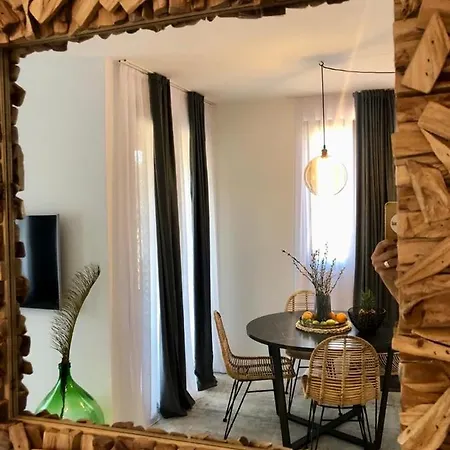 Cube L Affittacamere