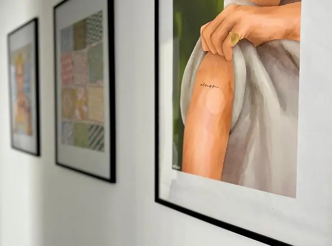 Gostinjska kuća Cube L 4*