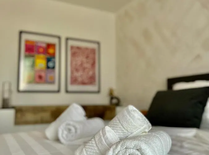 Cube L Gostinjska kuća 4*