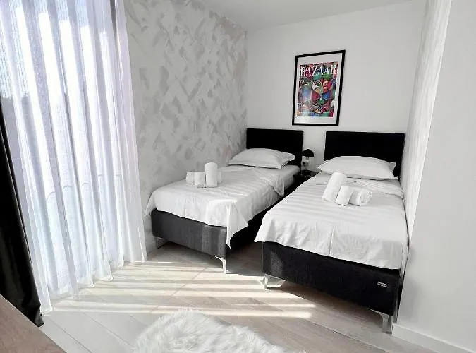 Cube L Gostinjska kuća 4*