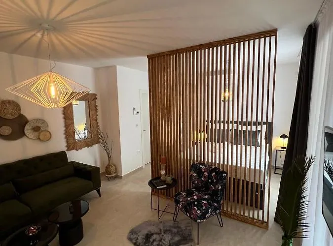 Gostinjska kuća Cube L