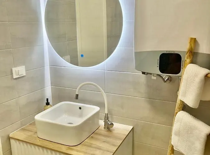 Cube L Gostinjska kuća 4*