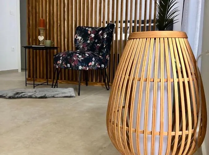 Cube L Gostinjska kuća 4*