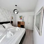 Penzion Cube L 4*